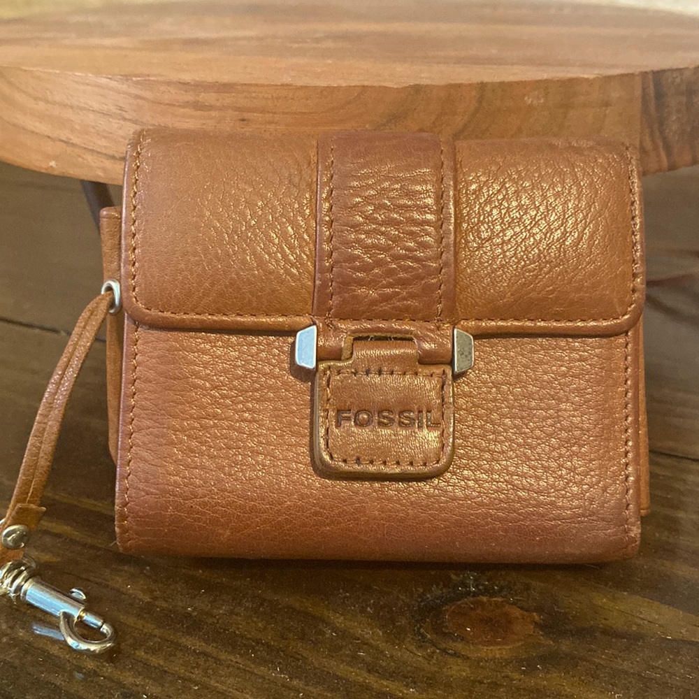 FOSSIL  Vintage  Leather Keychain ID Holder Mini Wallet
